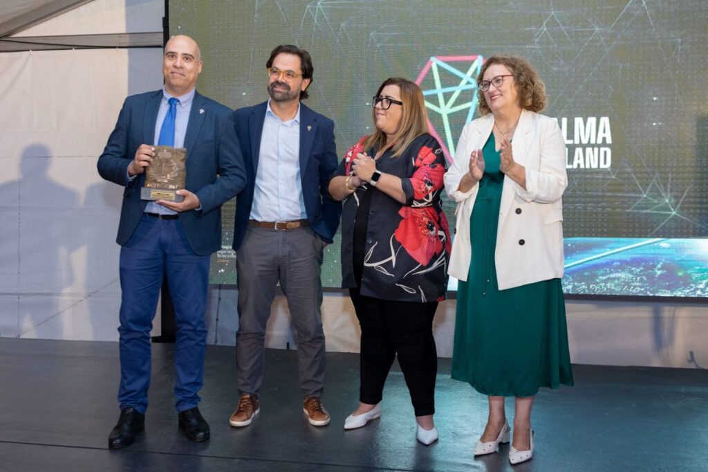 Noche telecomunicaciones